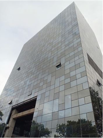 10000 Sq.Ft. Fully Furnished Office/Space @ 18.00 Cr for Sale in Shivaji Nagar, 
